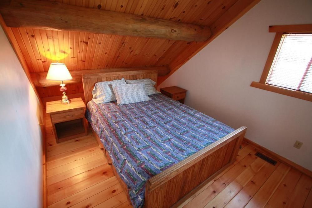 Wilderness Tours Rafting Resort Foresters Falls Екстер'єр фото